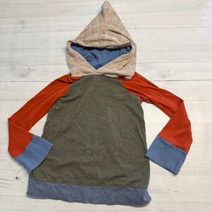 Recreate designs made in Montana kids elf hoodie size 6